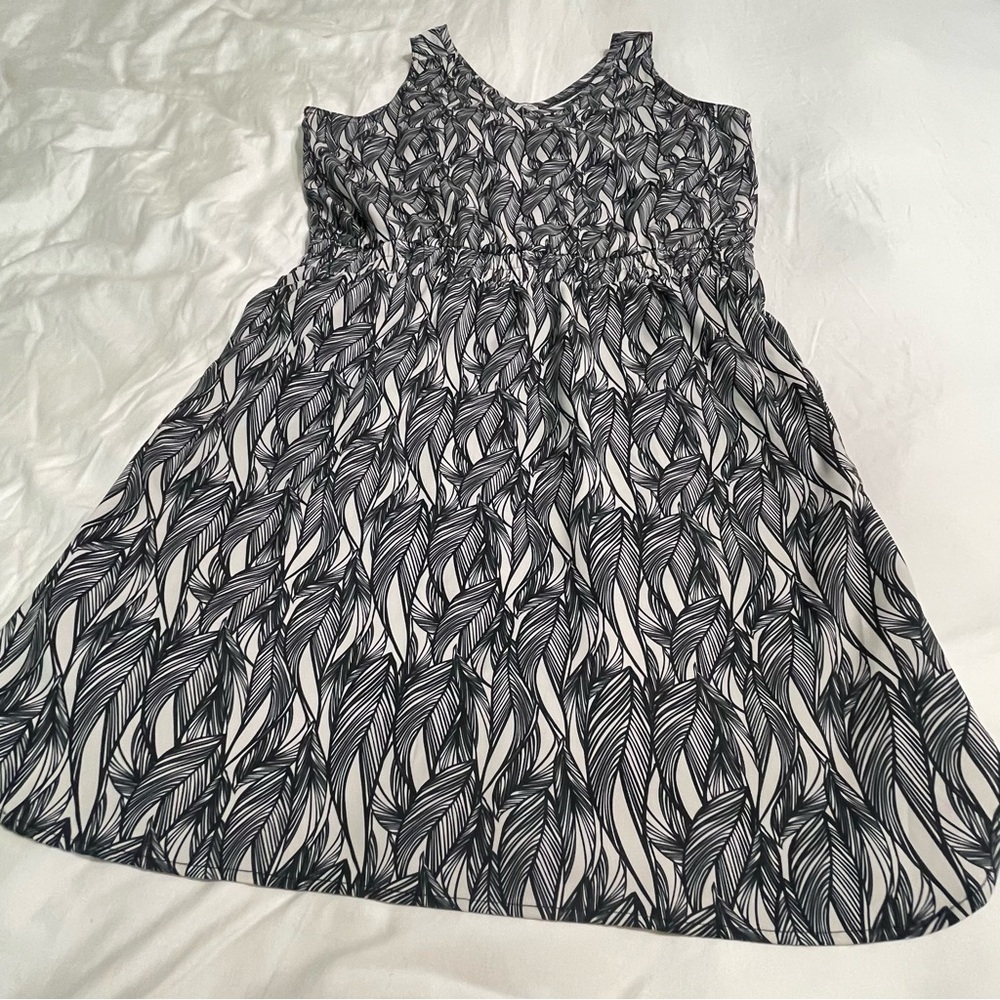 KAVU Ensenada Gray and Black Fabric outdoor‎ Dress - Picture 14 of 14